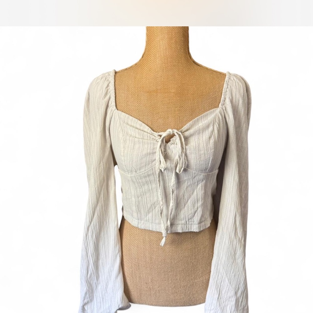 Forever 21 Cream Tie-Front Crop Peasant Top